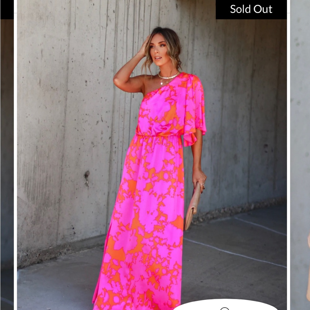 VICI TROPICANA GIRL SATIN FLORAL MAXI DRESS-small